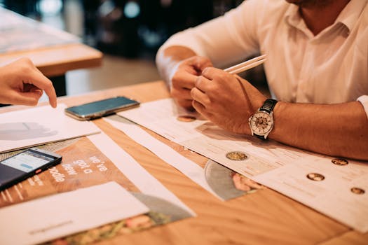 Nutritionists collaborating over meal plans